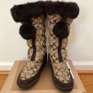 Coach Woman Fur Top Winter Boots Size 8